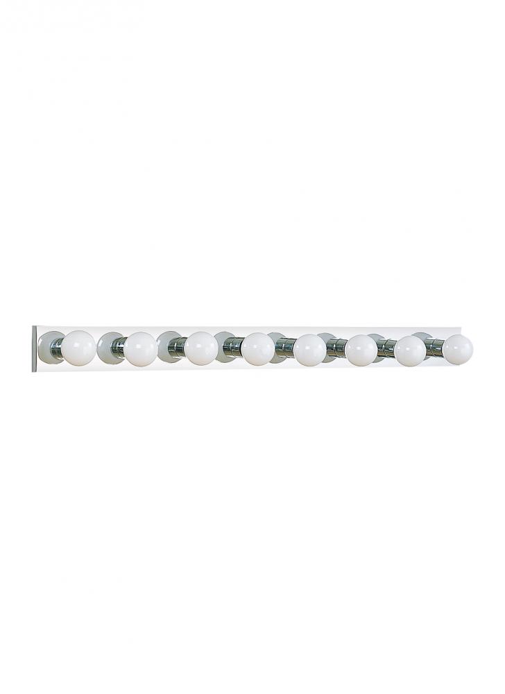 Center Stage Eight Light Wall / Bath